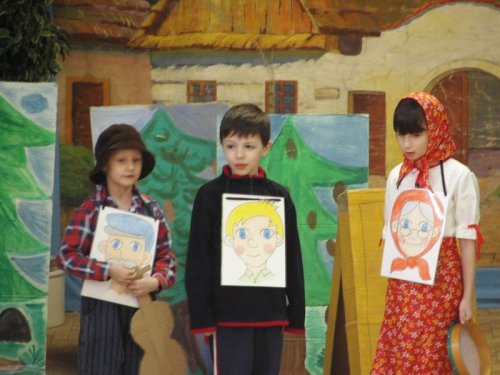 Hraje celá dědina aneb S veselou myslí na nesmysly. - 18.3.2006